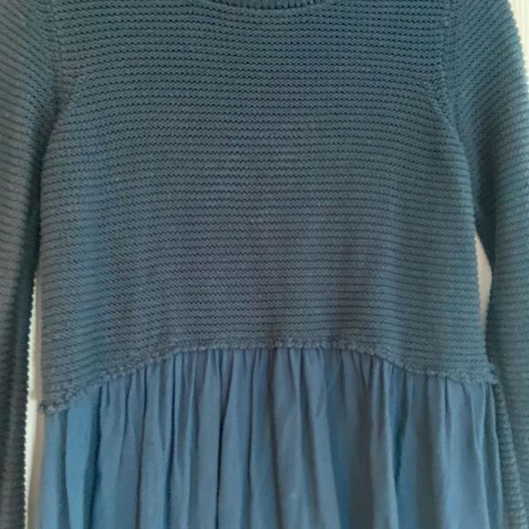 Altar’d State flows blue knit top - Picture 2 of 5